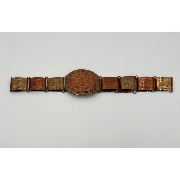 Vintage Brass Link Belt Statement Embossed Floral Panels Boho Western 60s 70s - Picture 1 of 12